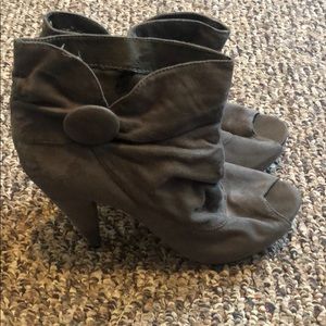 Gray woman’s heels